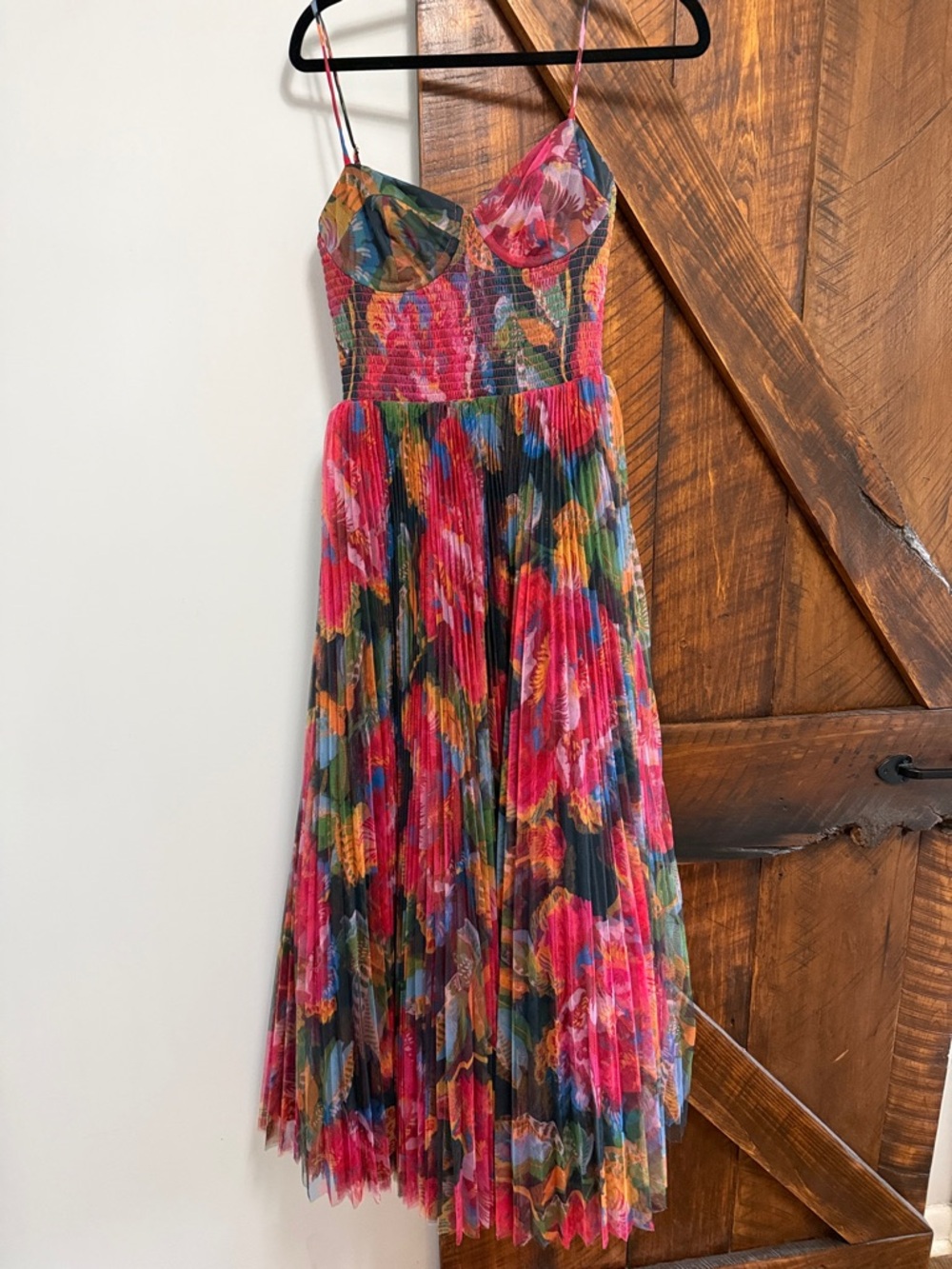 NWT Hutch Multicolor Floral Pleated Midi Dress-M